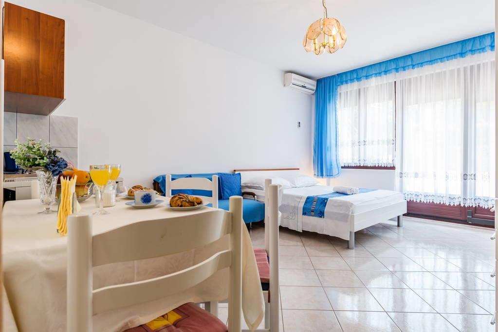 Apartments Silvi Podstrana Dış mekan fotoğraf